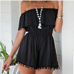 BLACK OFF THE SHOULDER SHORTS ROMPER